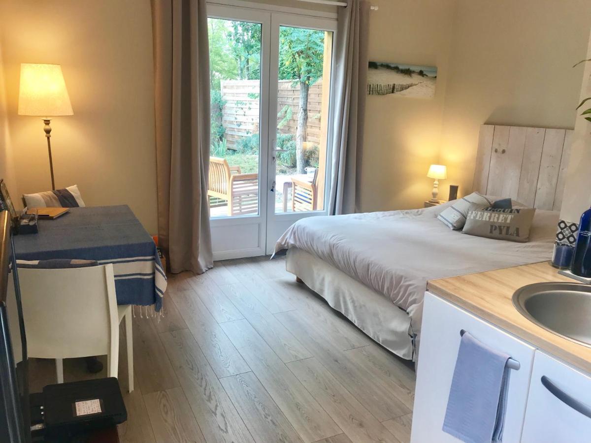 Holiday home Escale Sous Les Pins Salles (Gironde)