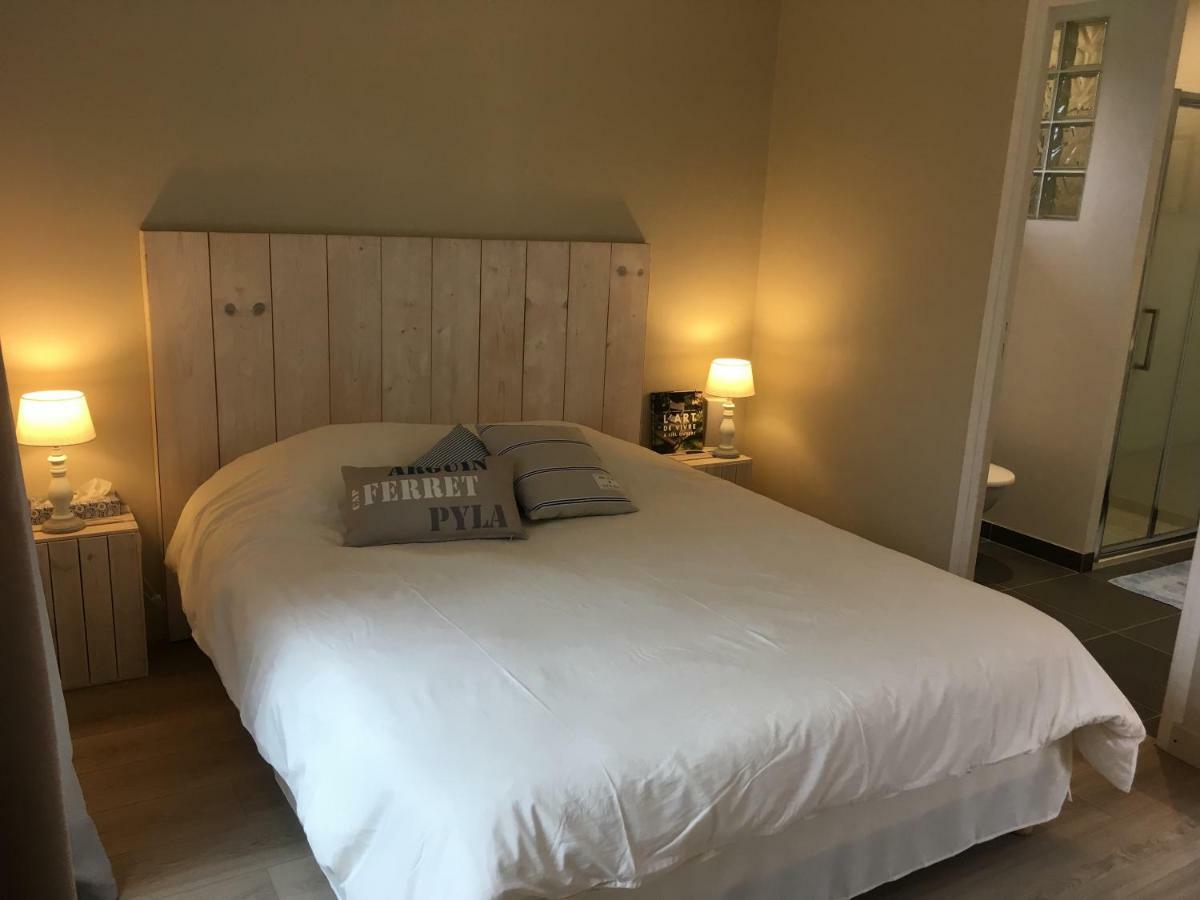 Escale Sous Les Pins Holiday home